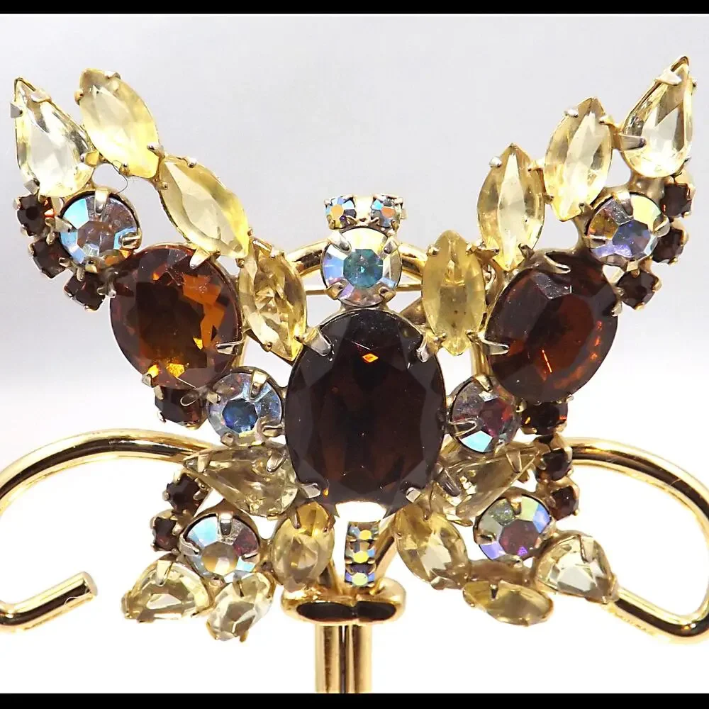 Vintage Butterfly Brooch D & E Juliana Style Rootbeer Rhinestones, Gold Plated